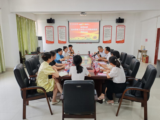 与南宁职业技术学院suncitygroup太阳集团座谈